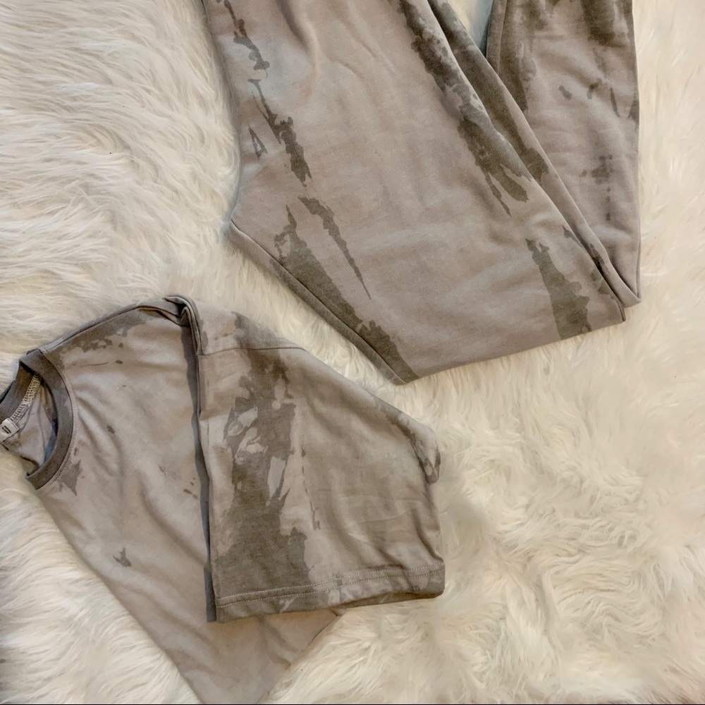 Crop top joggers matching set